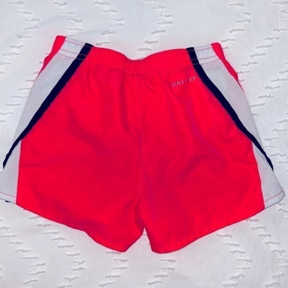 Nike Dri-Fit running shorts — sz 5Y/6Y child medium - Picture 5 of 5
